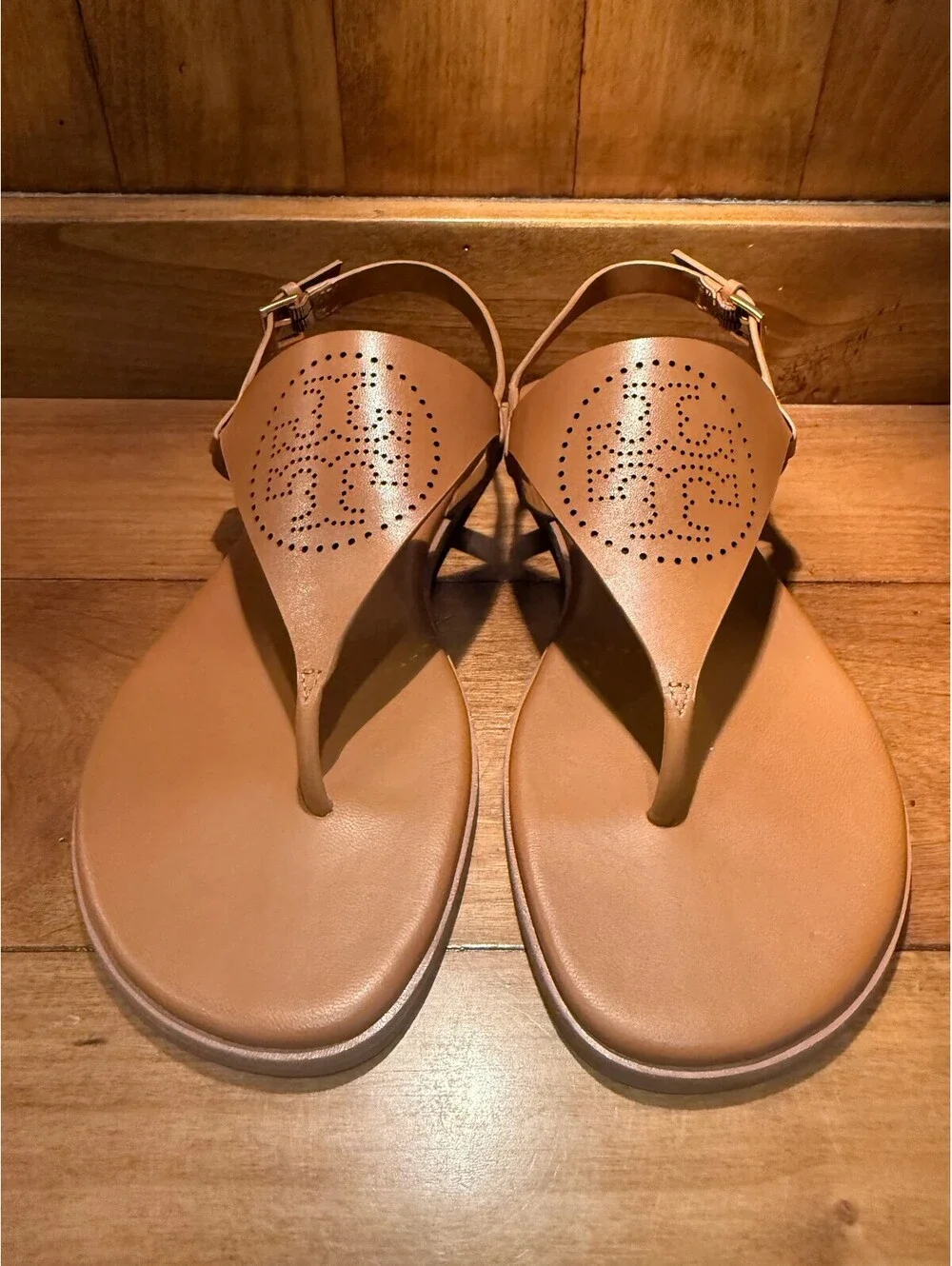 New Tory Burch Capri Perforated Logo Leather Slingback Sandals Women's Size 9